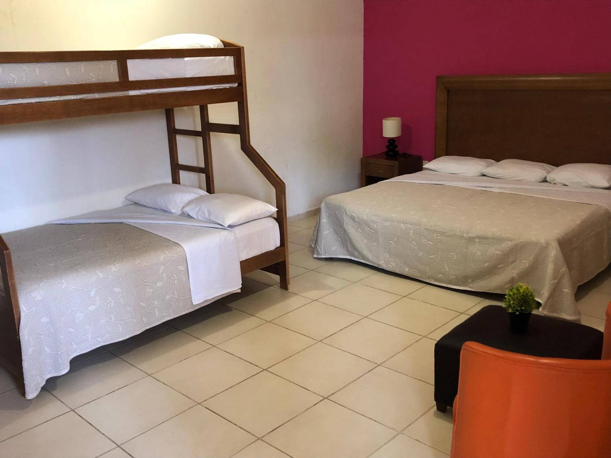 Hotel Vista Verde Huichihuayán Exteriör bild