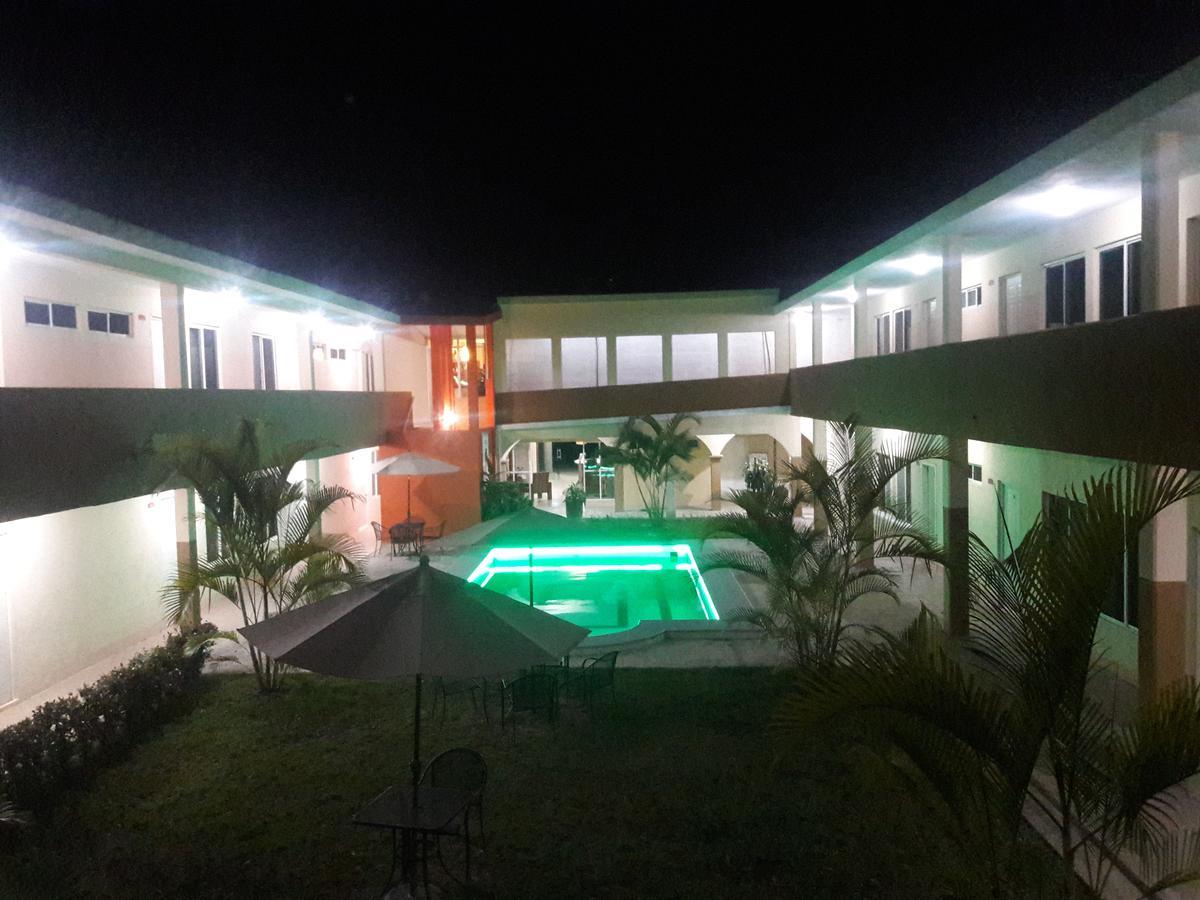 Hotel Vista Verde Huichihuayán Exteriör bild